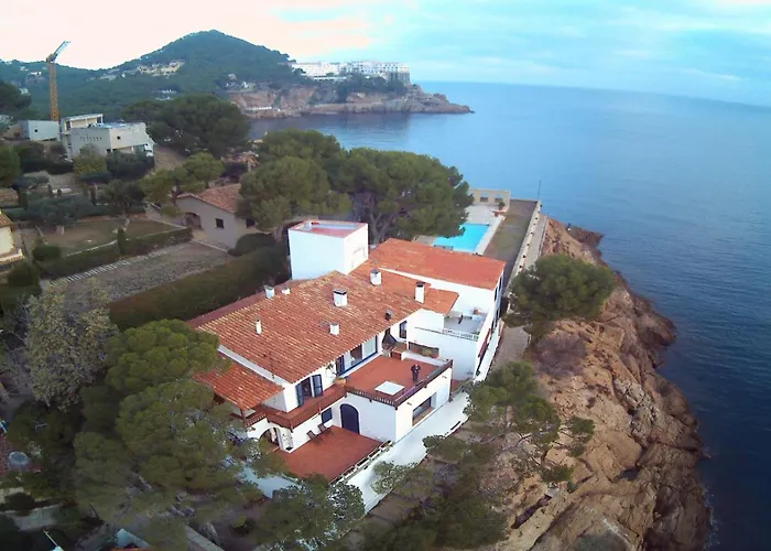 Apartment Com En Un Vaixell Begur